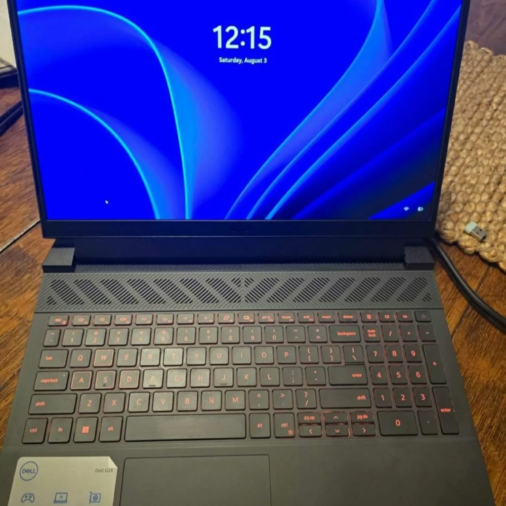 Dell G15 5535
